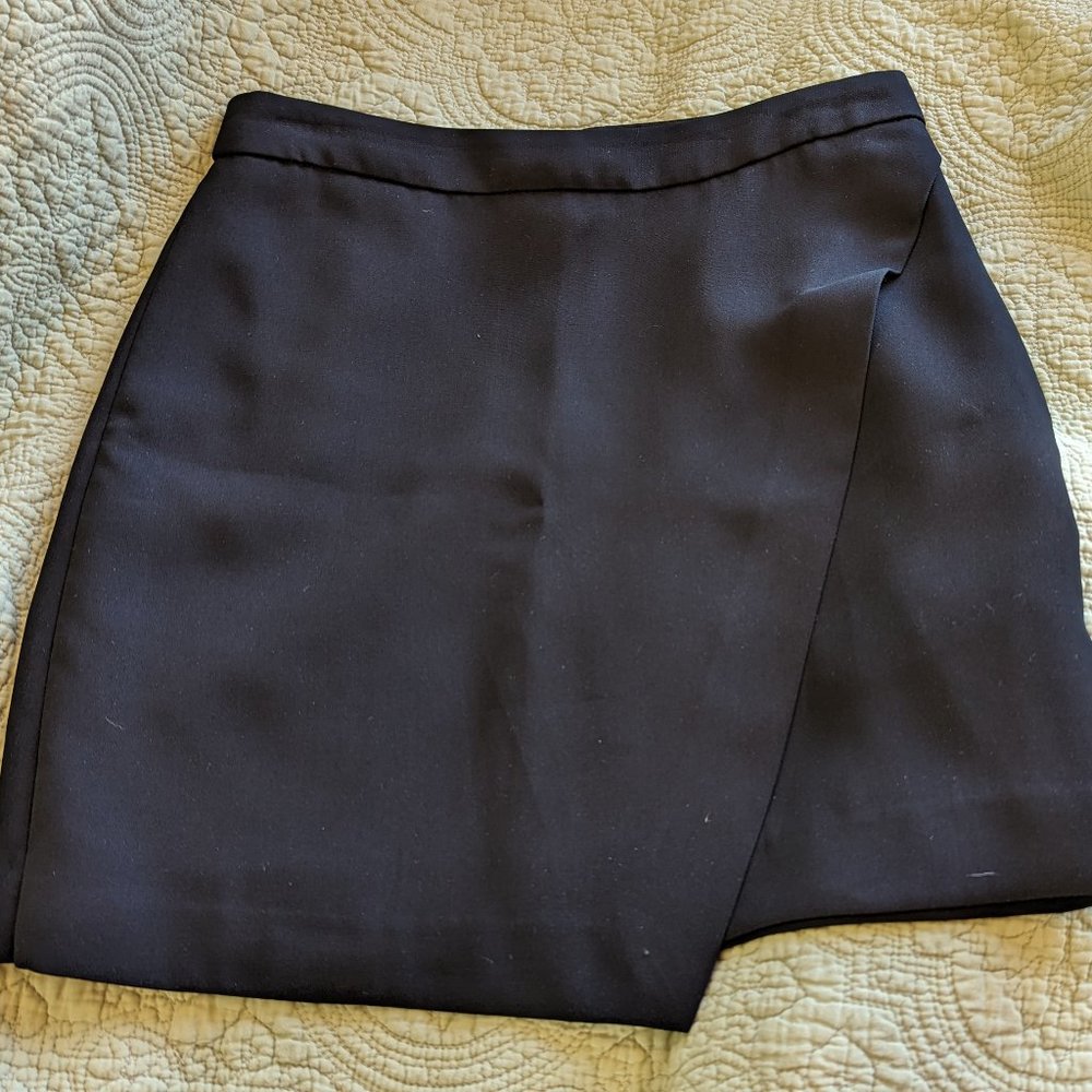 Banana Republic Skirt - Black, Sz 2